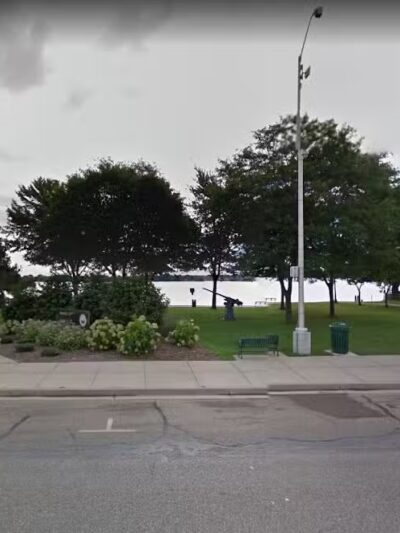 Broadway Park - Marine City,