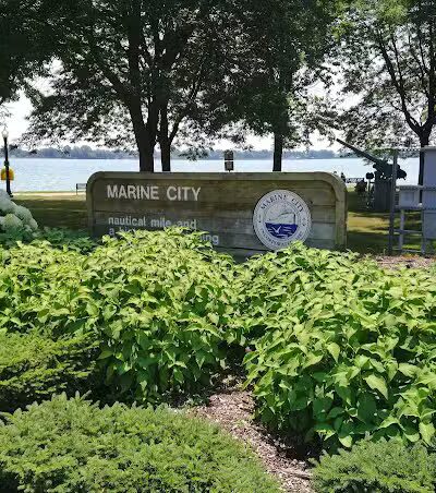 Marine City Beach/Park - Marine City,