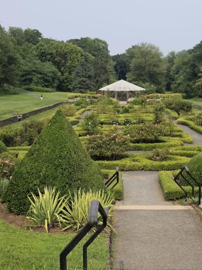 Deep Cut Gardens Parking Lot - Middletown Township, NJ