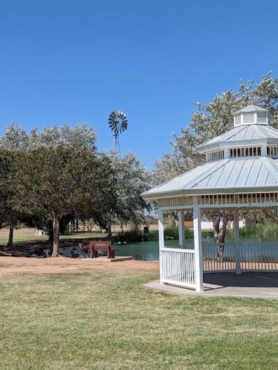 Waggin’ Trail Beal Dog Park - Midland, TX