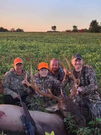 The Dog Outfitters - Millersburg, MI