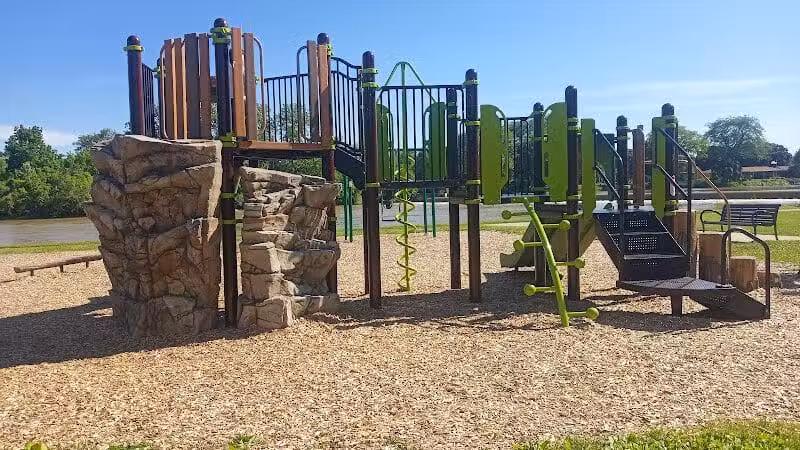 Veteran's Park - Monroe,