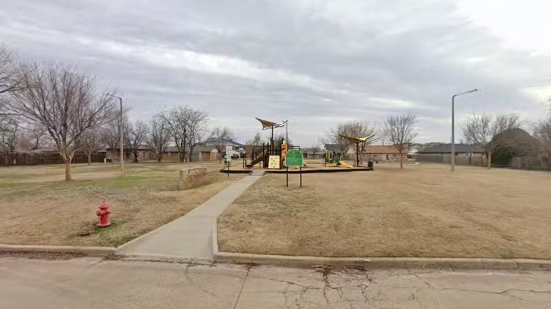 Cottonwood Park - Moore, OK