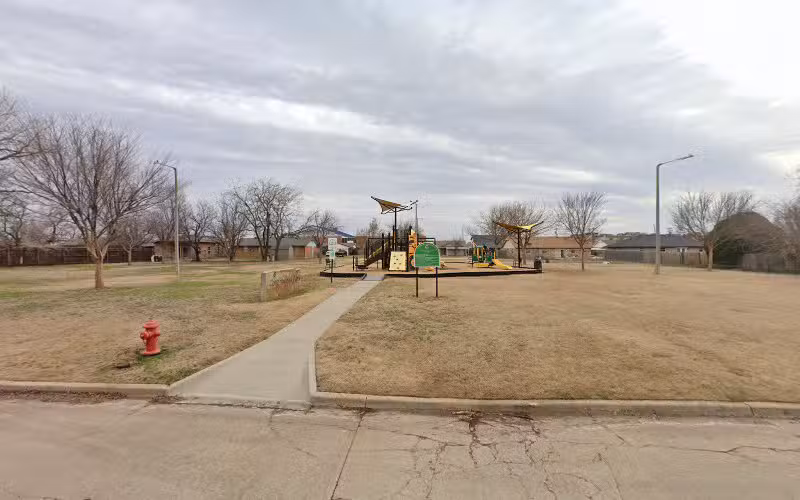 Cottonwood Park - Moore, OK