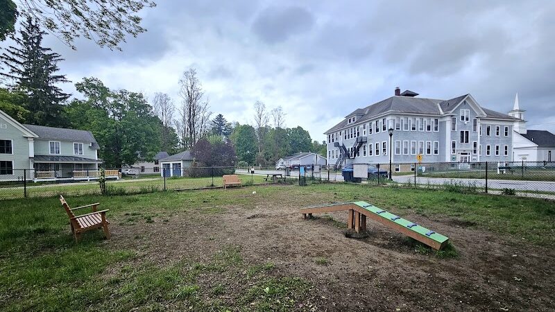 Morrisville Dog Play Park - Morrisville, VT