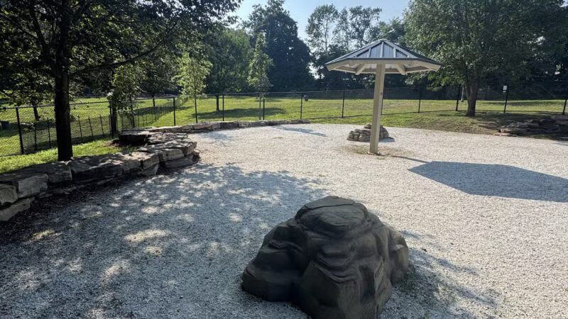 Echo Lake Dog Park - Mountainside, NJ