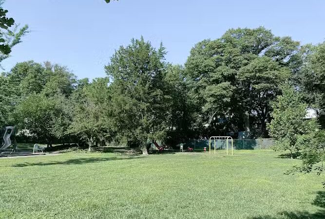 Mount Rainier Park - Mt Rainier, MD