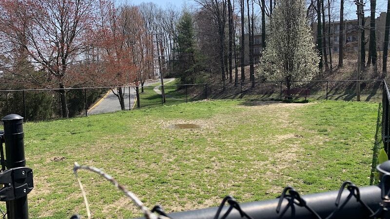 Bonnie Ridge Dog Park - Mt Washington, MD
