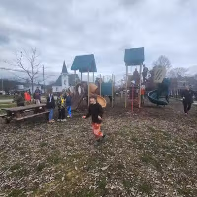 Lynn Street Playground - Munising,