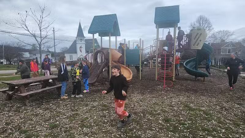 Lynn Street Playground - Munising,