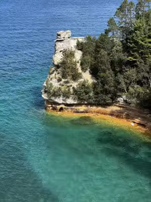 Miners Castle Trailhead - Munising,