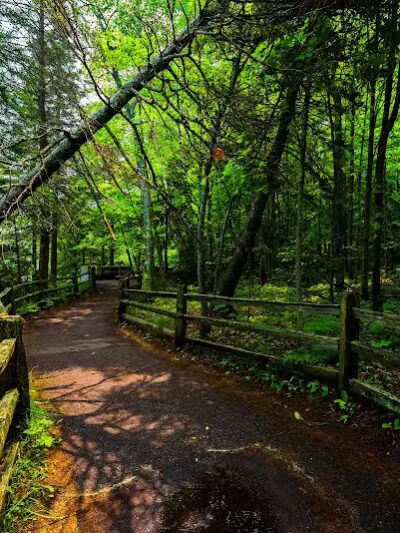 Miners Castle Trailhead - Munising,