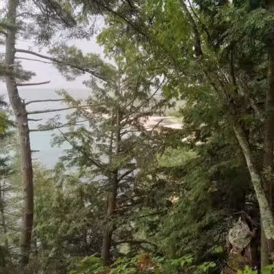 Miners Castle Trailhead - Munising,