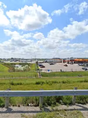 Dog Park at Love's Travel Stops - Napoleon,