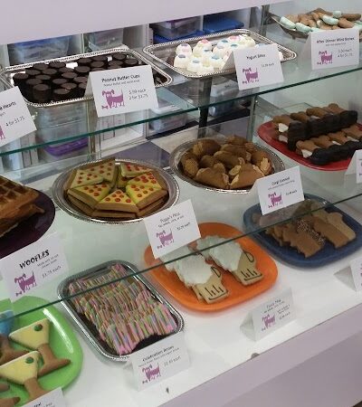 Bone Appetit Bakery for Dogs - Nashville, IN