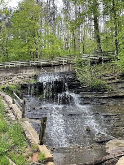Strahl Lake Shelter House - Nashville, IN