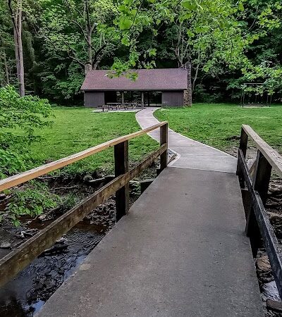 Strahl Lake Shelter House - Nashville, IN