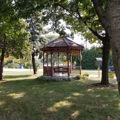 The Gazebo - New Baltimore,
