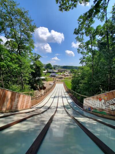 Lewis Adventure Farm & Zoo - New Era,