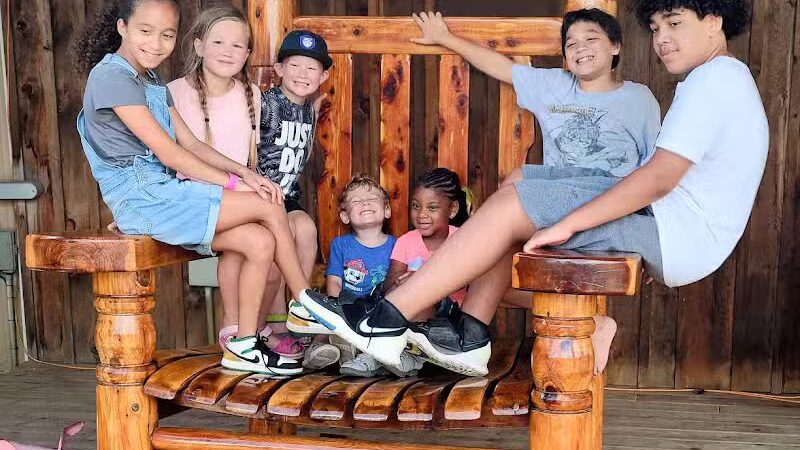 Lewis Adventure Farm & Zoo - New Era,