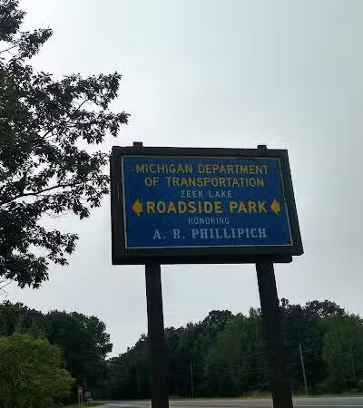 Zeke Lake Roadside Park - New Era,