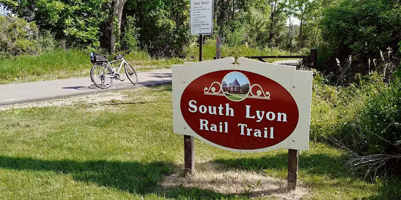 Huron Valley Trail - New Hudson,