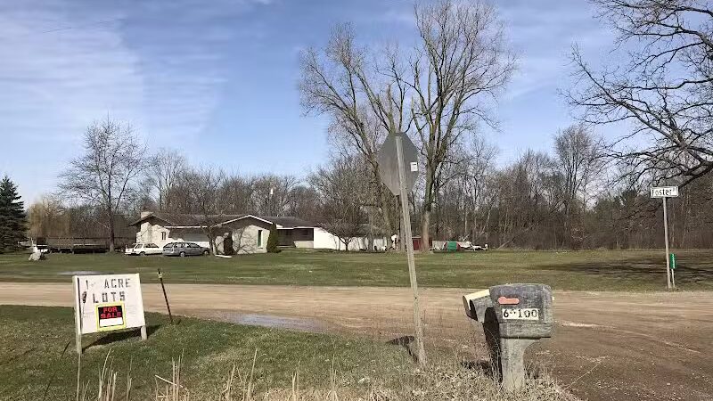 Huron Valley Trail - New Hudson,