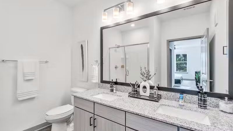 The Crossings Luxury Apartment Homes - New Hudson,