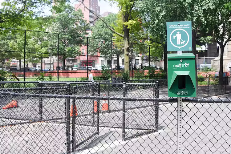 Coleman Oval Dog Run - New York, NY