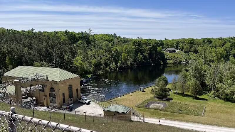 Hardy Dam Trailhead - The Dragon - Newaygo,