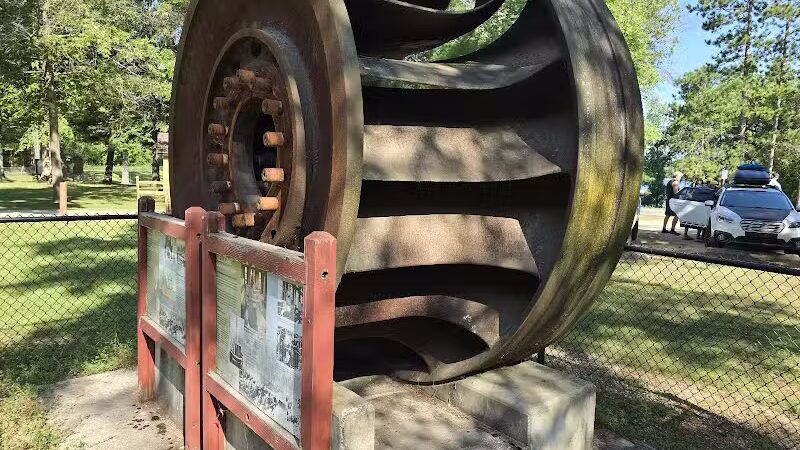 Hardy Dam Trailhead - The Dragon - Newaygo,