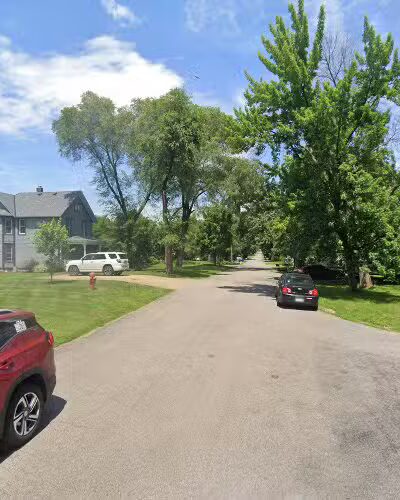 Newport off-leash dog park parking - Newport, MN