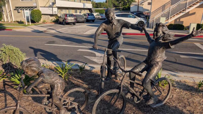 Chandler Bikeway - North Hollywood Trailhead - North Hollywood, CA