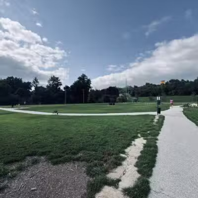 Waggin' Trail Dog Park - North Kansas City, MO