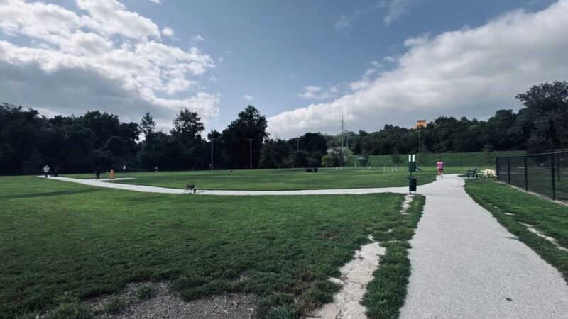Waggin' Trail Dog Park - North Kansas City, MO