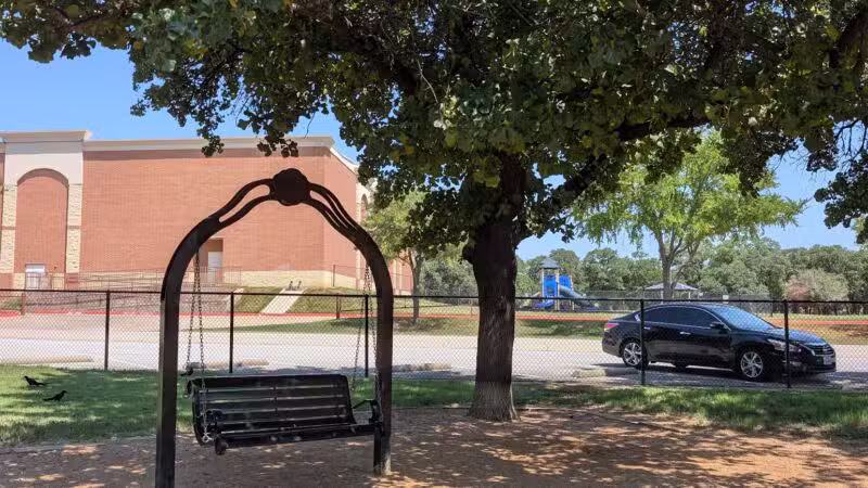 NRH Tipps Canine Hollow Dog Park - North Richland Hills, TX