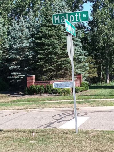 Orchard Hills West Park - Novi, MI