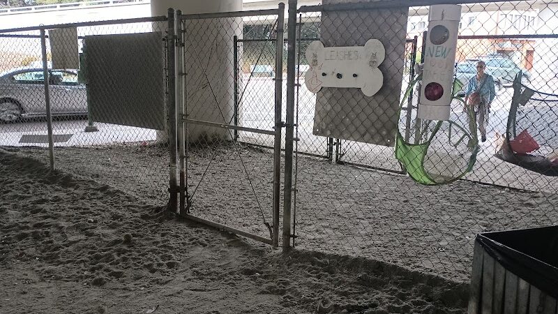 Hardy Dog Park - Oakland, CA