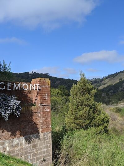 Leona Trailhead - Oakland, CA
