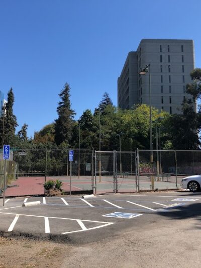 Mosswood Park Large Dog Run - Oakland, CA