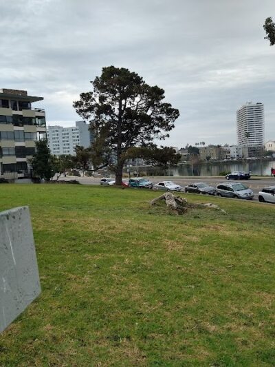 Pine Knoll Park - Oakland, CA