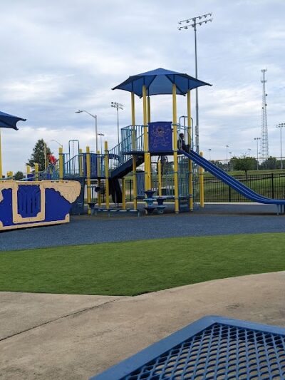 Olive Bark Dog Park - Olive Branch, MS