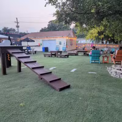 Omaha Dog Bar - Omaha, NE