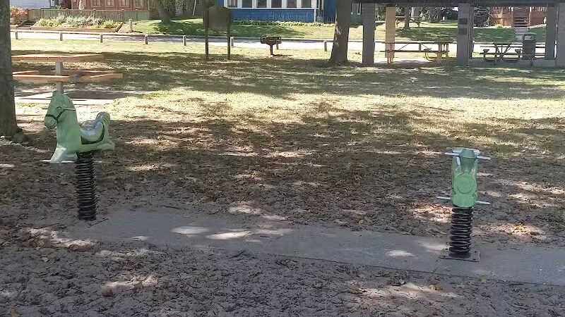 Oscoda beach park - Oscoda Township,