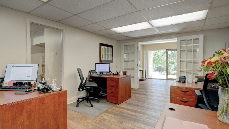 Oaks at Oxon Hill Apartments - Oxon Hill, MD