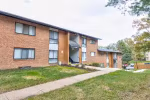 Oaks at Oxon Hill Apartments - Oxon Hill, MD