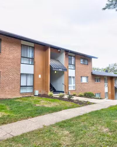 Oaks at Oxon Hill Apartments - Oxon Hill, MD