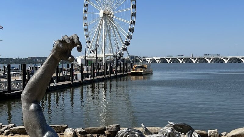 Potomac River Waterfront Park - Oxon Hill, MD