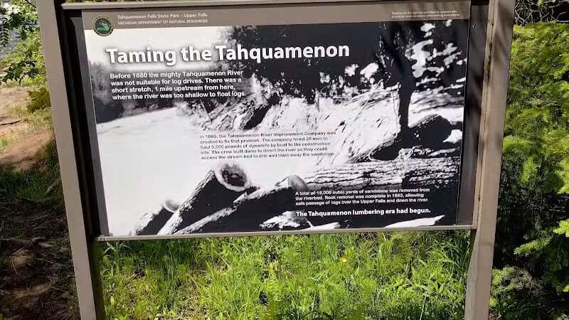 Tahquamenon Upper Falls Parking Lot - Paradise, MI