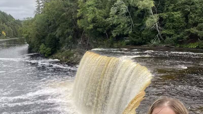 Tahquamenon Upper Falls Parking Lot - Paradise, MI
